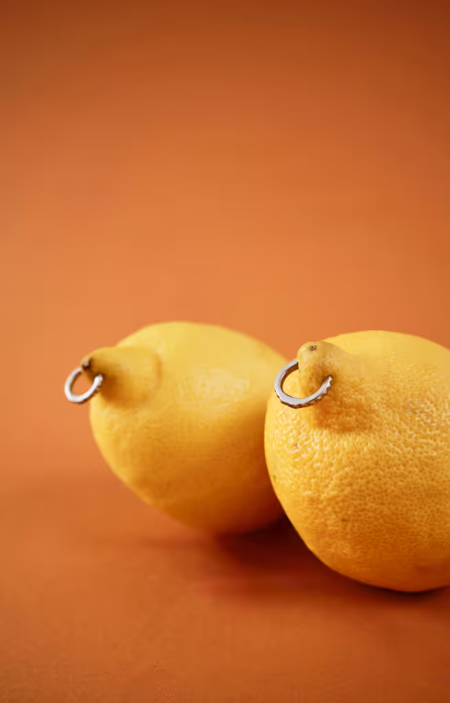 Photo by Andrej Lisakov