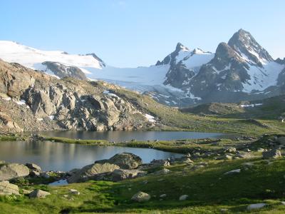 Trekking au tour du Grand Paradis : lac et glacier du Ruitor